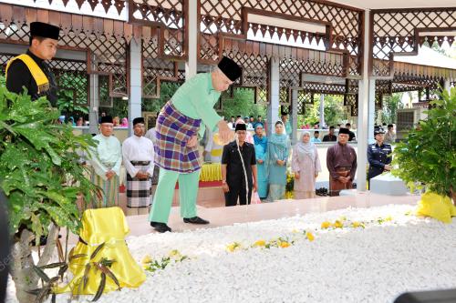 PK01_08052015_SULTAN_NAZRIN_SHAH