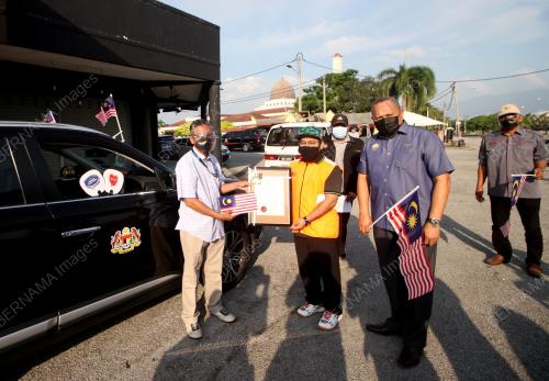 PENDUDUK PKPD DI KLEBANG RESTU SEMANGAT KIBAR JALUR GEMILANG