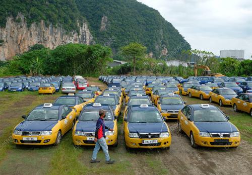TINJAUAN KERETA SEWA TERPAKAI