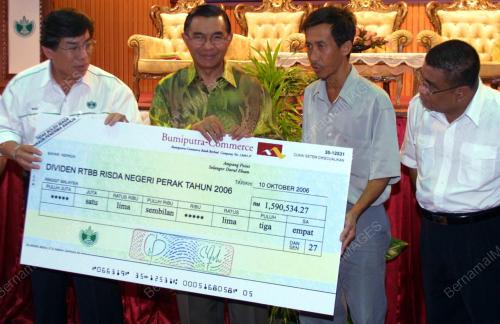 TAJOL ROSLI GHAZALI