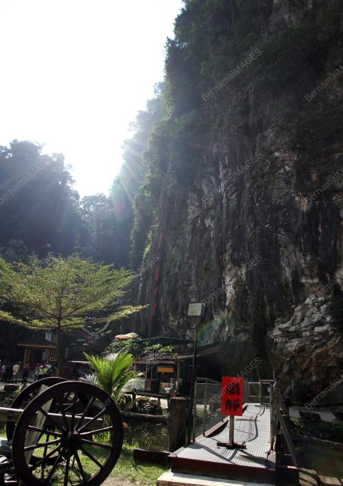 PERKAMPUNG QING XIN LING