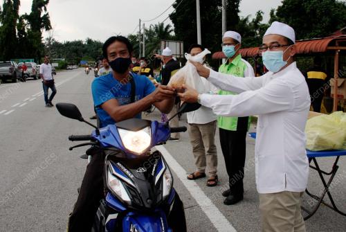 DATUK DR NOOR AZMI GHAZALI