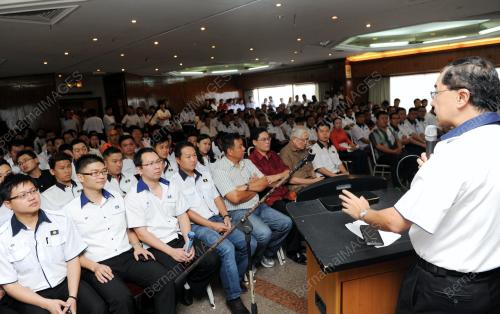 PK01_09112013_MCA_PERAK