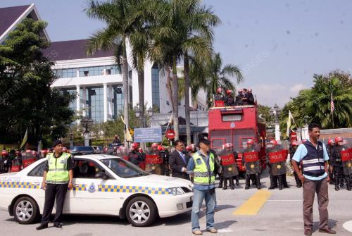 UNIT SIMPANAN PERSEKUTUAN