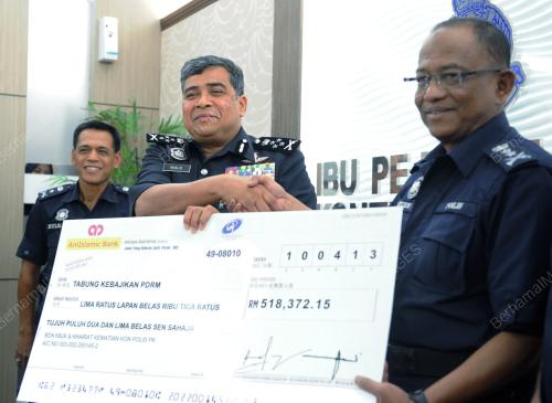PK01_10042013_POLIS
