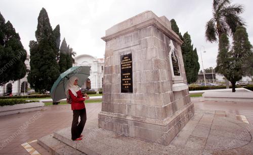 TUGU PERINGATAN PERANG