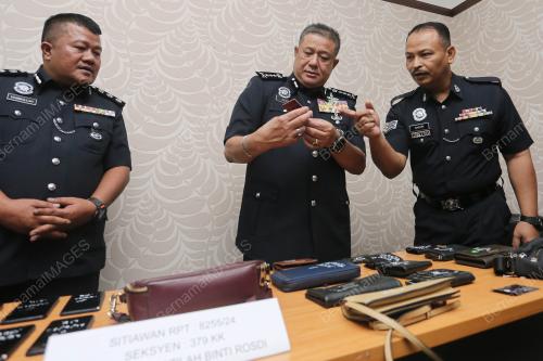 DATUK AZIZI MAT ARIS