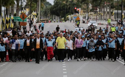 SULTAN PERAK SULTAN NAZRIN SHAH