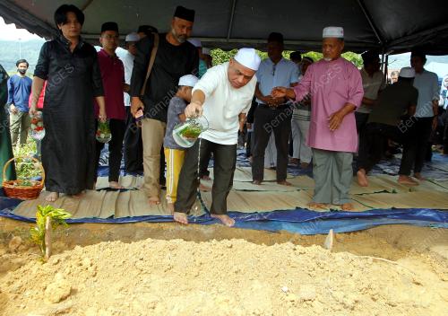 DATUK SERI SAARANI MOHAMAD
