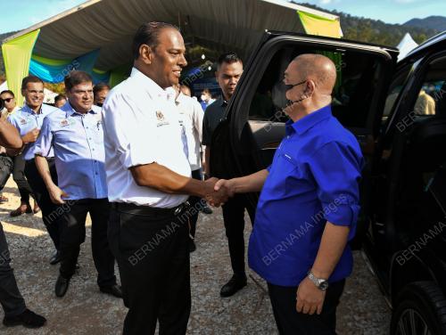 DATUK SERI SAARANI MOHAMAD
