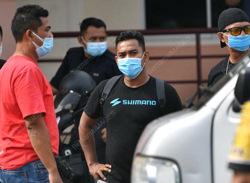 MOHD ZAKRI MAT ISA