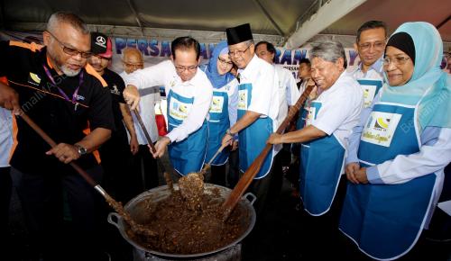 PK01_12102016_BUBUR_ASYURA