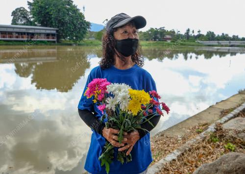 WARIS DAN PENDUDUK SETEMPAT