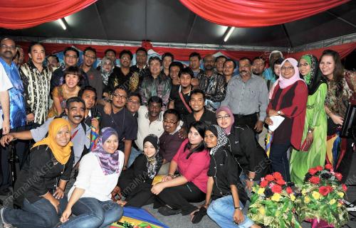DATUK ROSHIDI HASHIM