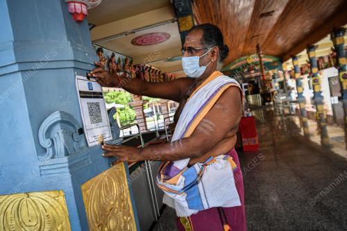 PERSEDIAAN PERAYAAN DEEPAVALI