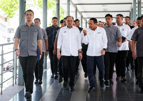 DATUK SERI ANWAR IBRAHIM
