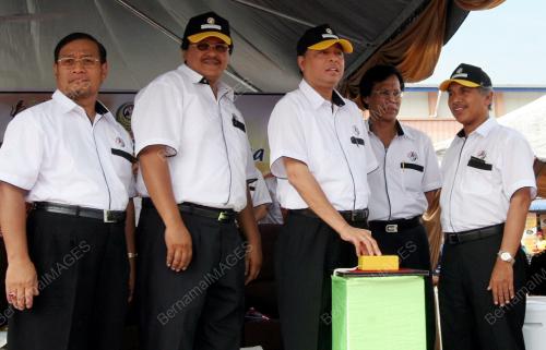 ISMAIL SABRI YAAKOB