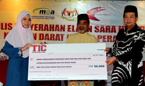 PK01_14072015_NELAYAN_DARAT