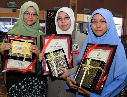 PK01_14102012_ANUGERAH