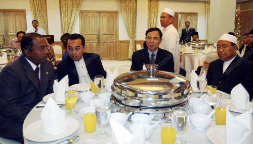 ZAMBRY ABDUL KADIR