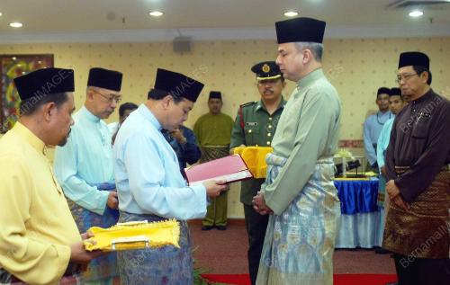 NAZRIN SHAH