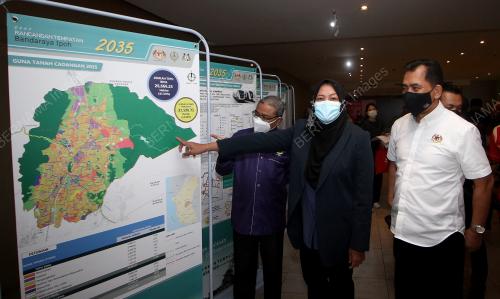 DATUK NOLEE ASHILIN MOHAMMED RADZIt