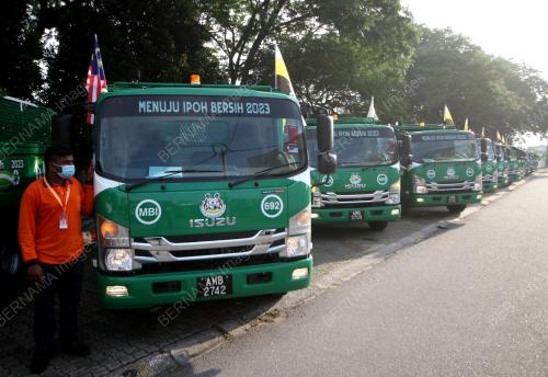PROGRAM PERKHIDMATAN SAMPAH KEBUN DAN PUKAL PERCUMA