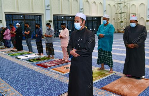 SOLAT HAJAT UNTUK PALESTIN