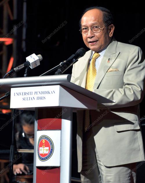PK01_18042012_RAIS-UPSI