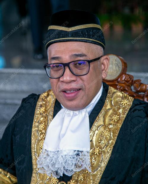 ZAMAKHSHARI HANIPAH