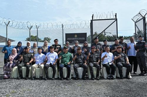 DATUK SERI SAIFUDDIN NASUTION ISMAIL