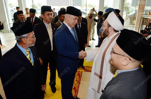 PK01_18102016_SULTAN_WCIT