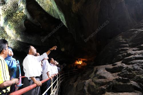 PK01_19022014_GUA_TEMPURUNG