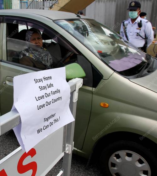 SEKATAN JALAN RAYA