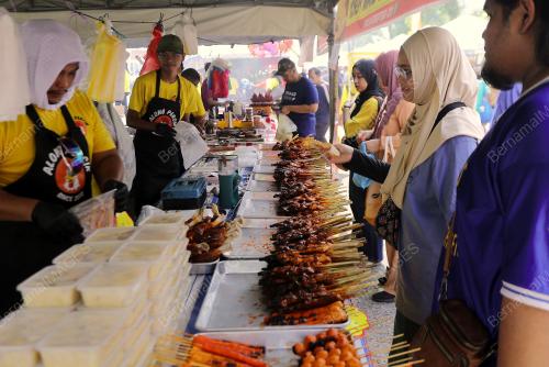 PENIAGA LAMB SHANK PERCIK