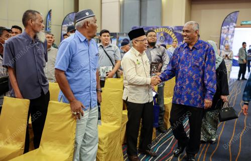 KHAIRUDIN ABU HANIPAH