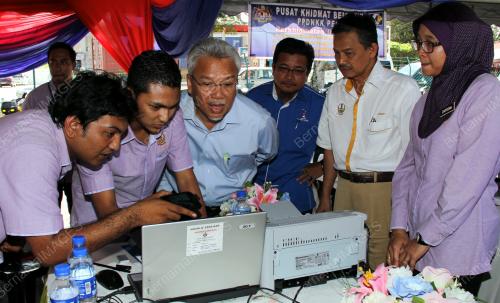 PK01_20102012_PEJABAT_TANAH