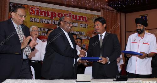 PK01_21052012_MOU