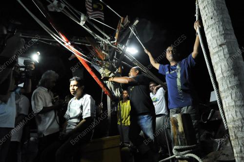 PK01_21062014_NELAYAN