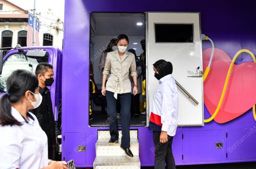 TUANKU ZARA SALIM