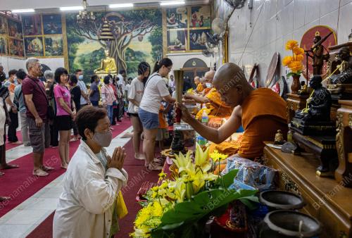 TINJAUAN SAMBUTAN HARI WESAK