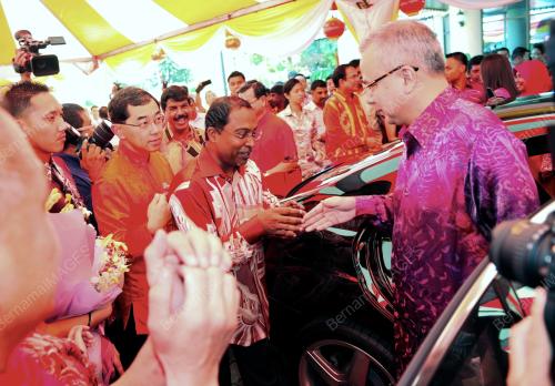PK01_23012012_TAHUN_BARU_CINA