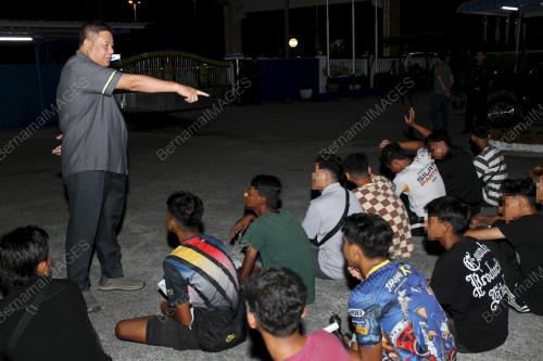 DATUK AZIZI MAT ARIS