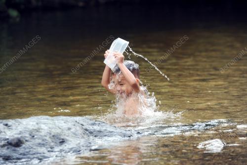 PK01_24032016_PANAS