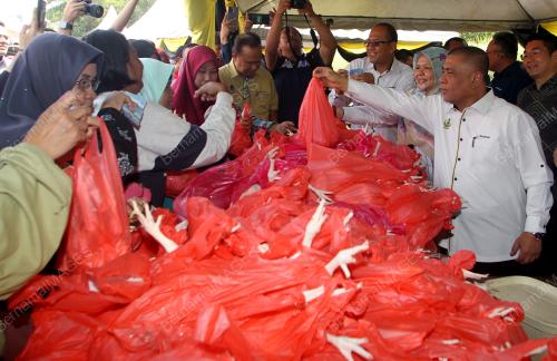 DATUK SERI SAARANI MOHAMAD