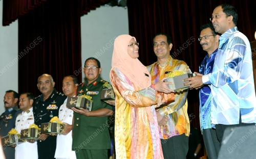 PK01_25072013_MB-SUMBANGAN