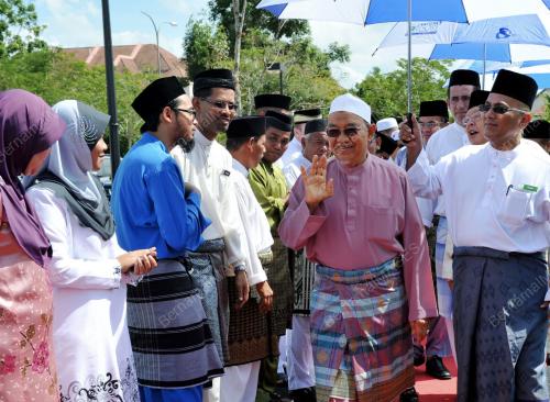 TAN SRI DR. HARUSSANI ZAKARIA