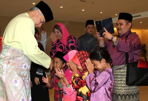 PK01_25102014_MAAL_HIJRAH