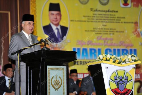 PK01_26052016_NAZRIN