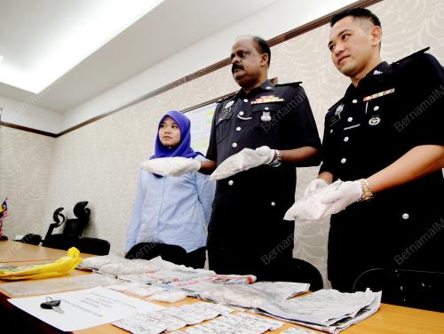 PK01_26082015_POLIS_DADAH